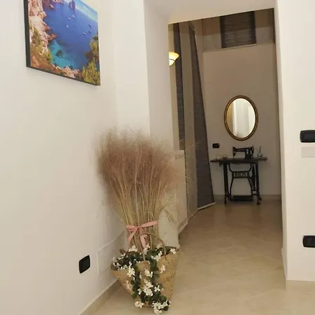 MARY HOUSE - grazioso appartamento con Garage Sant'Agnello Esterno foto