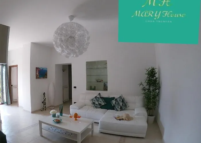 Mary House - Grazioso Appartamento Con Garage