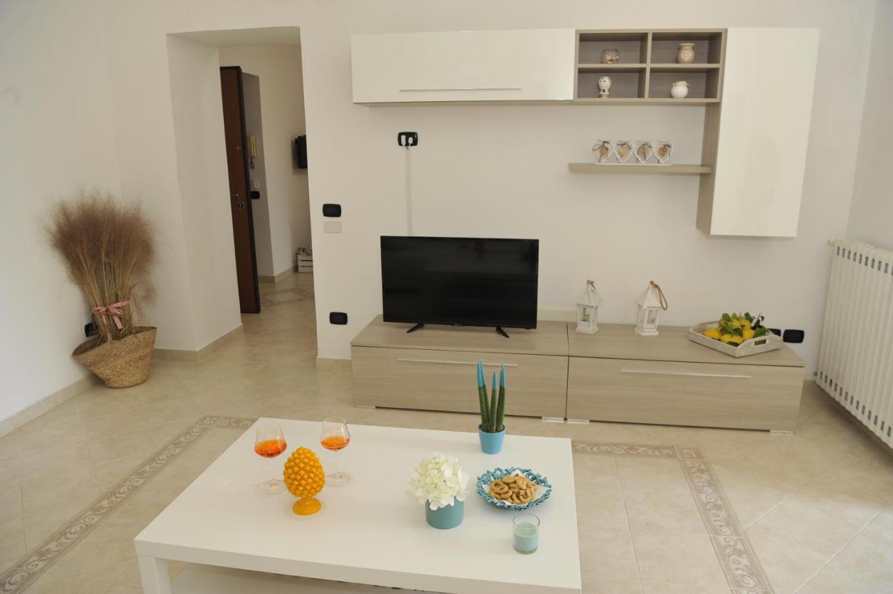Mary House - Grazioso Con Garage Sant'Agnello